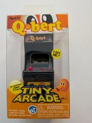 Background - Tiny Arcade Q*Bert - Mini Arcade - Retrocharting